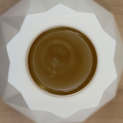 Diffuseur Parfum "Prisme" Blanc/Rouge | Diffuseur Géométrique Imprimé 3D